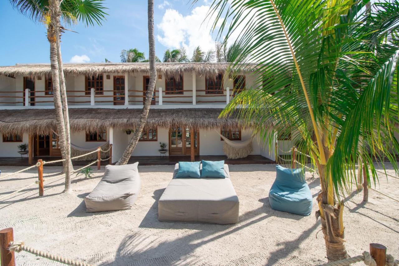 Amaite Beach Hotel Isla Holbox Ngoại thất bức ảnh The Beach Club at the Hotel